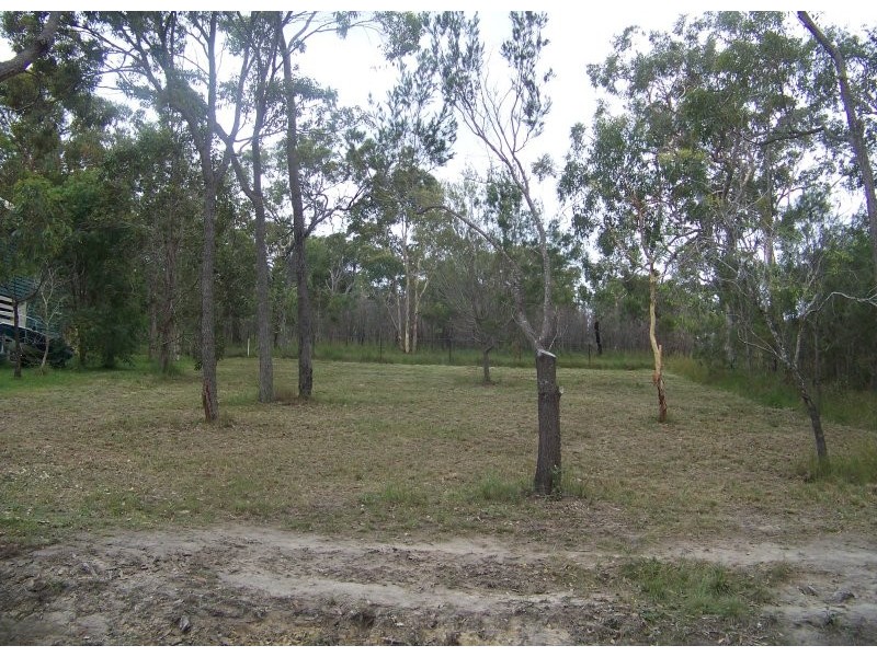 27 Wirralee Street, Macleay Island QLD 4184