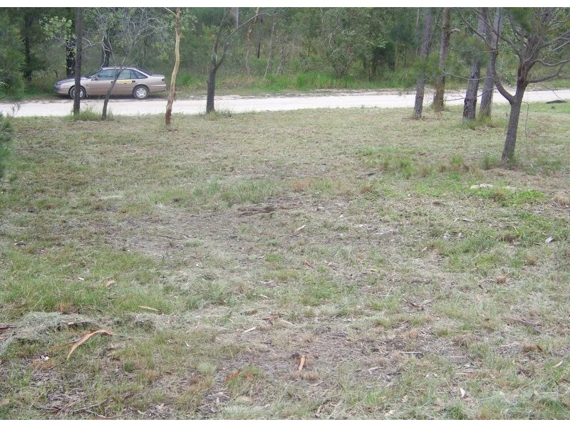 27 Wirralee Street, Macleay Island QLD 4184