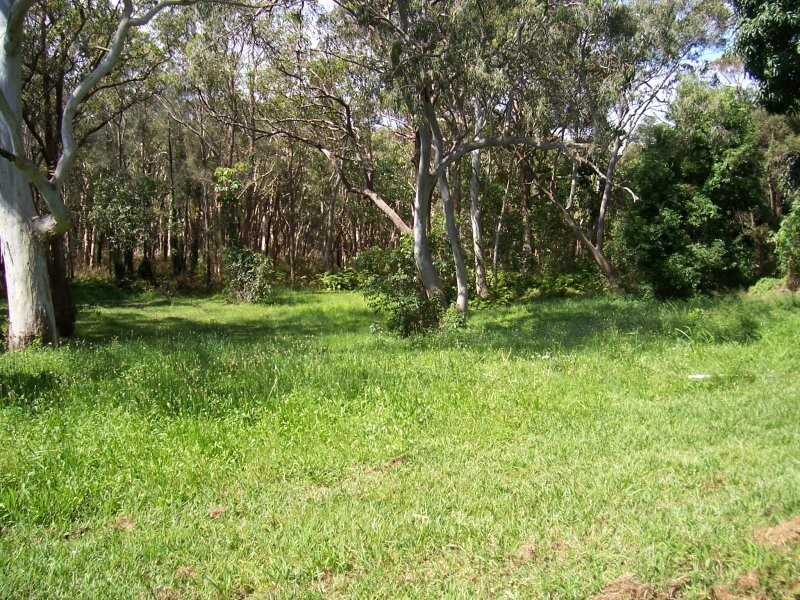 83 WESTERN RD, Macleay Island QLD 4184