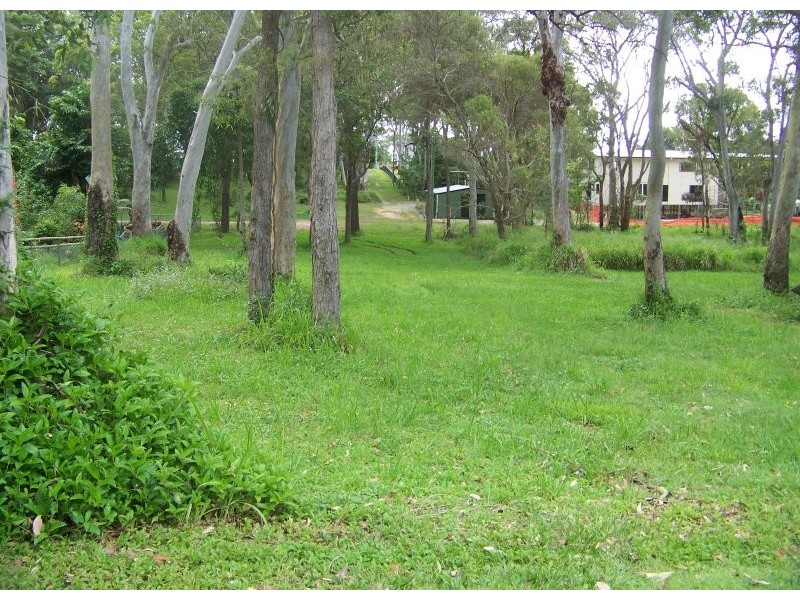 195 Kate Street, Macleay Island QLD 4184