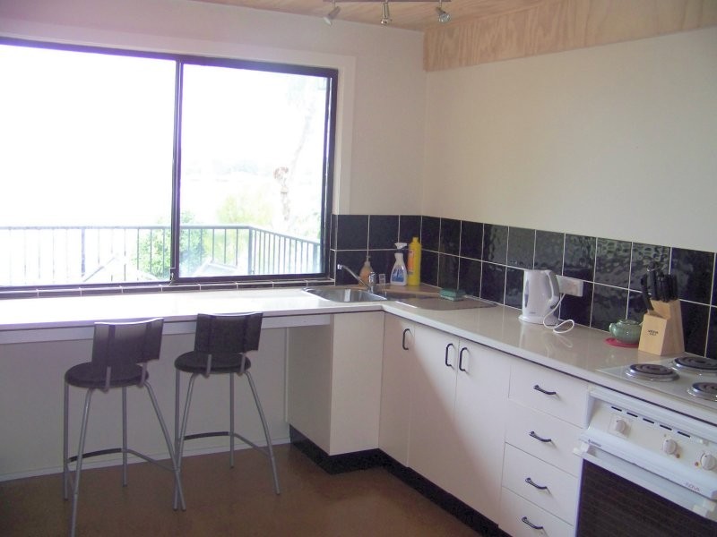 54 MELALEUCA DR, Lamb Island QLD 4184