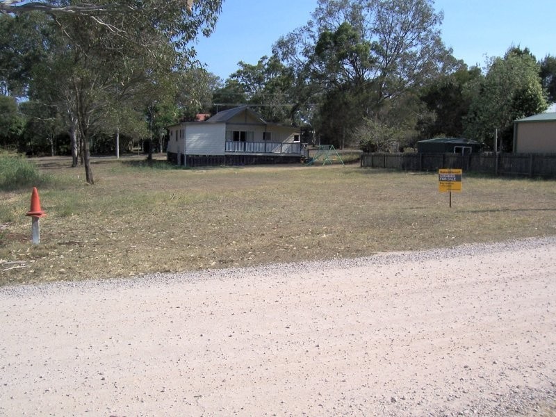 65 SCOTTS RD, Macleay Island QLD 4184