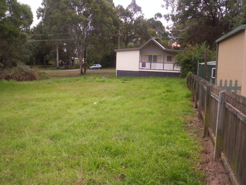 65 SCOTTS RD, Macleay Island QLD 4184
