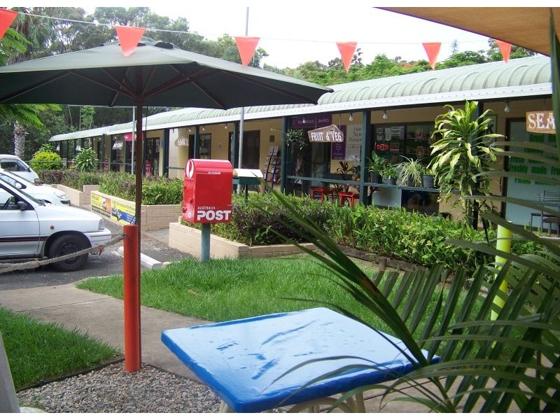 298 High Central Rd, Macleay Island QLD 4184