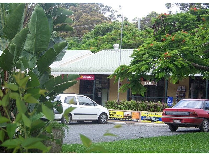 298 High Central Rd, Macleay Island QLD 4184