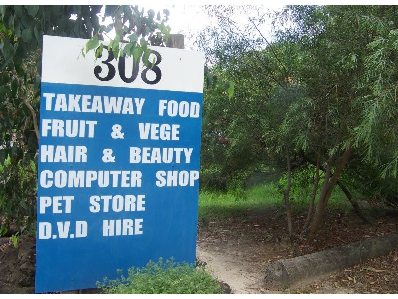 298 High Central Rd, Macleay Island QLD 4184