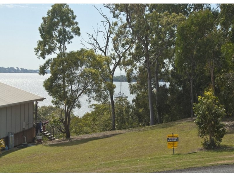 54 Timothy Street, Macleay Island QLD 4184