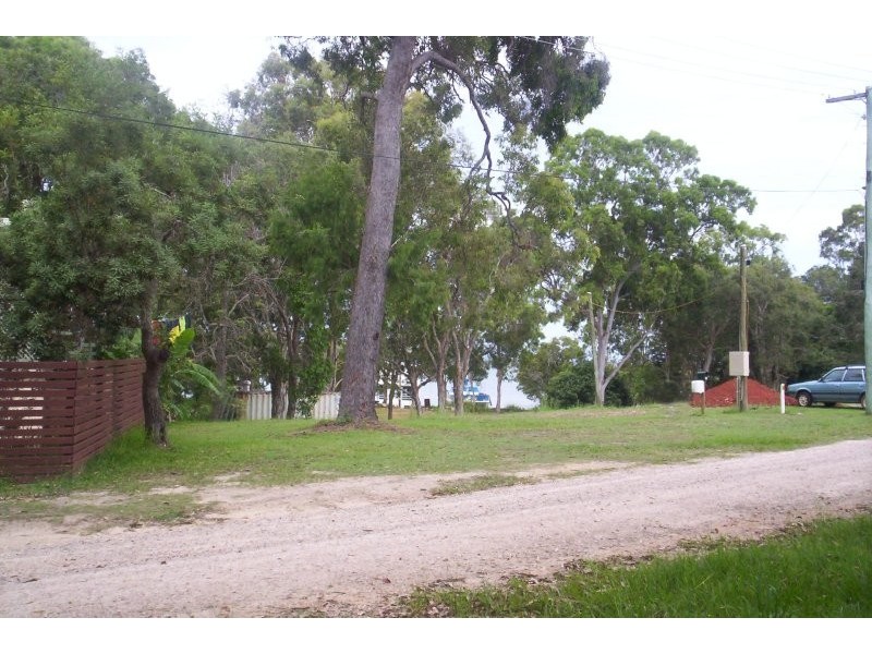 40 Attunga Street, Macleay Island QLD 4184