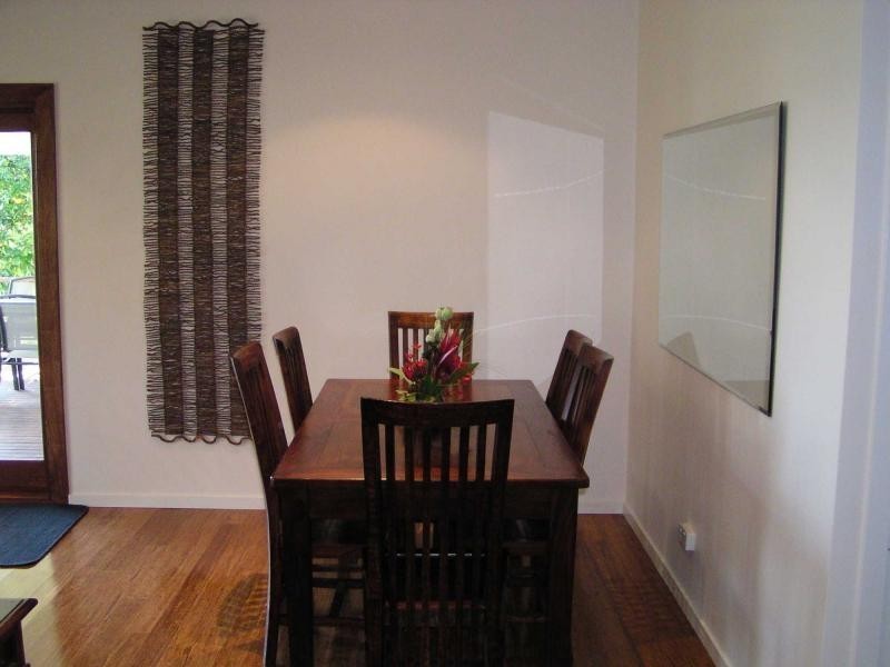 35 Tina av, Lamb Island QLD 4184