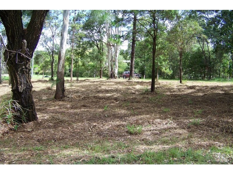 33 BRUCE st, Lamb Island QLD 4184