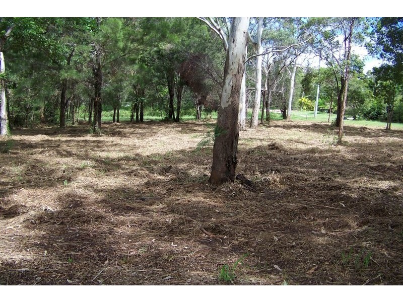 33 BRUCE st, Lamb Island QLD 4184