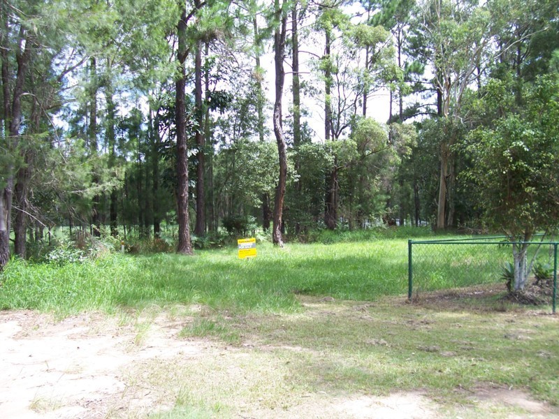39 NUGENT STREET, Macleay Island QLD 4184