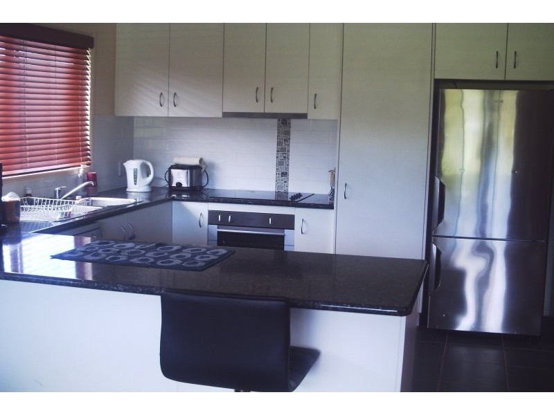 5 Coffea Street, Macleay Island QLD 4184
