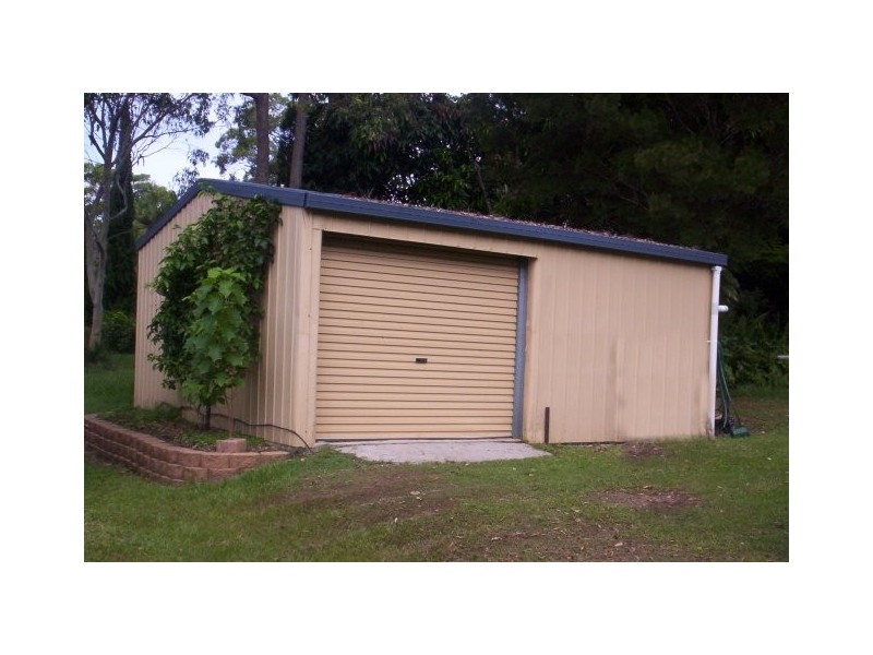 14 WHITING ST, Macleay Island QLD 4184