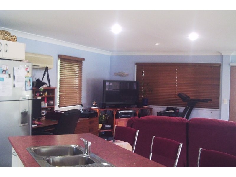 14 WHITING ST, Macleay Island QLD 4184