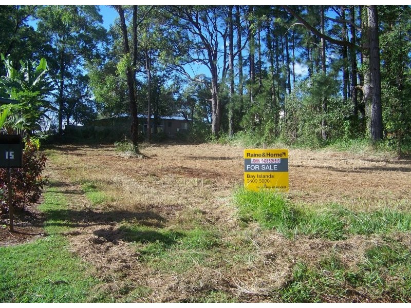 17 Conran St, Macleay Island QLD 4184