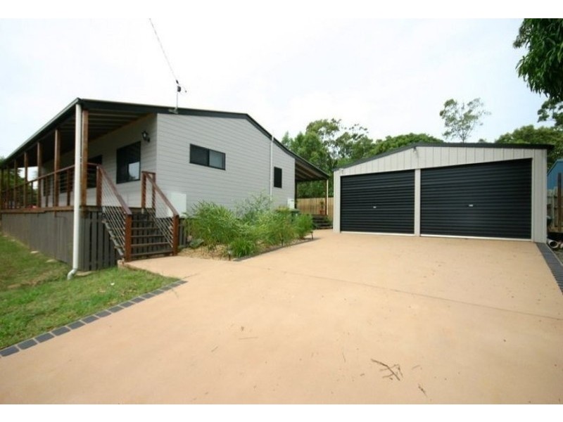 2 Duncan St, Macleay Island QLD 4184