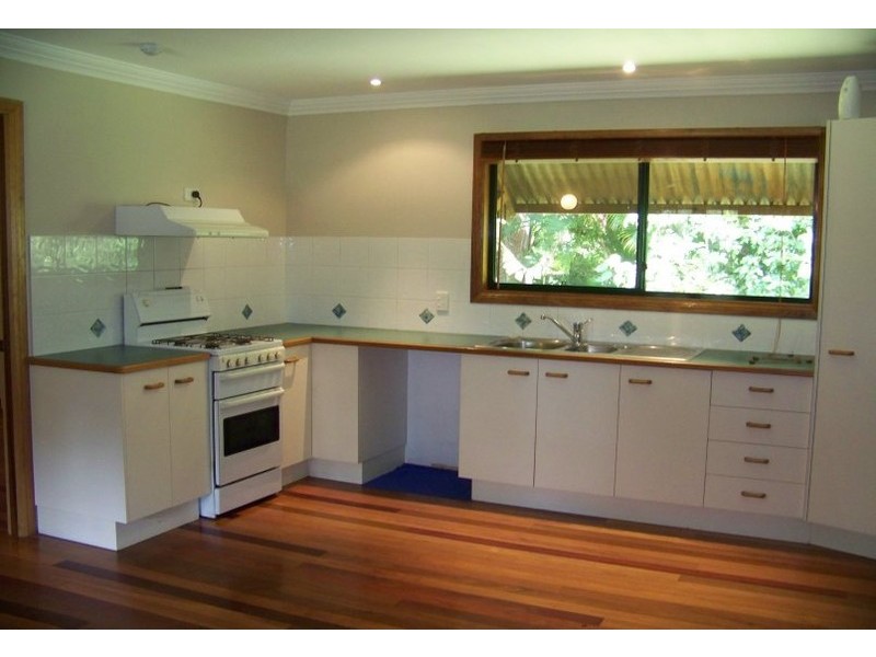 12 Bruce, Lamb Island QLD 4184