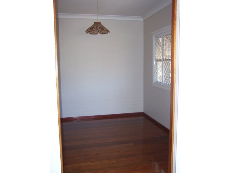 35 LUCAS dr, Lamb Island QLD 4184