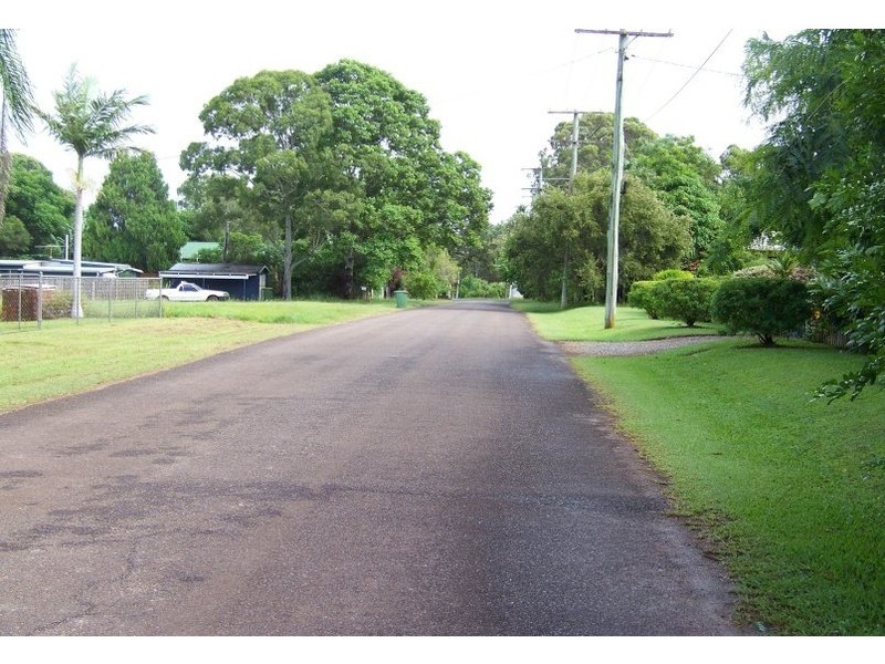 21 LEONIE cres, Lamb Island QLD 4184