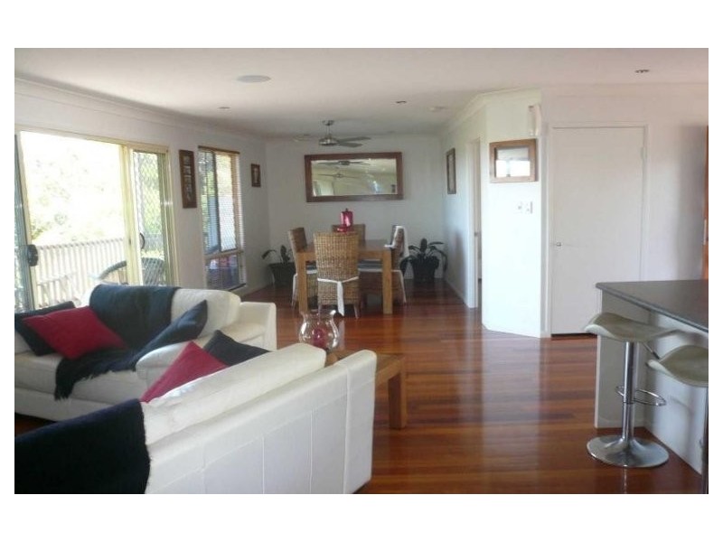 6 Timothy Street, Macleay Island QLD 4184