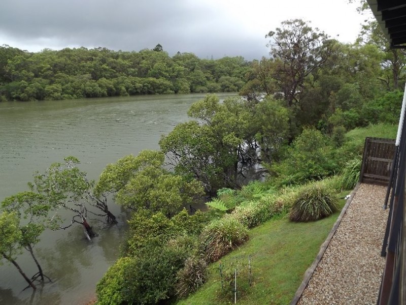 8 Alawa Street, Macleay Island QLD 4184
