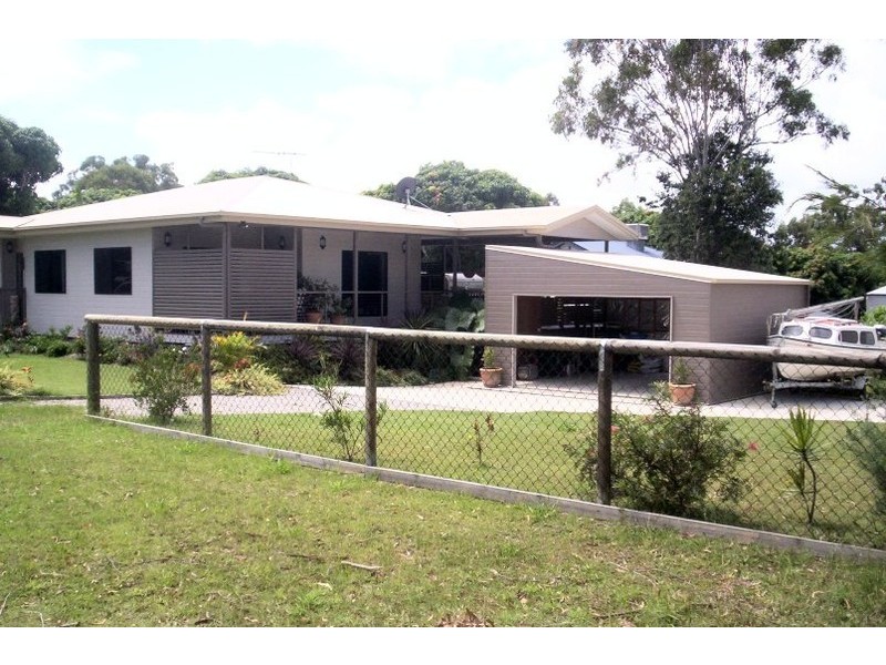 27-29 Sentosa Terrace, Macleay Island QLD 4184