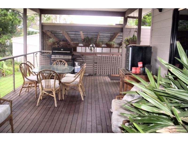 27-29 Sentosa Terrace, Macleay Island QLD 4184