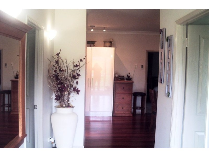 27-29 Sentosa Terrace, Macleay Island QLD 4184