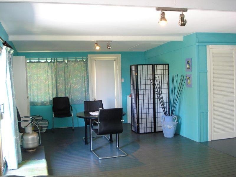 9 LEONIE cres, Lamb Island QLD 4184