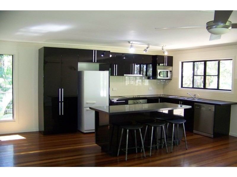 19 NECTAR st, Lamb Island QLD 4184