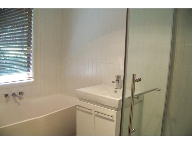 19 NECTAR st, Lamb Island QLD 4184