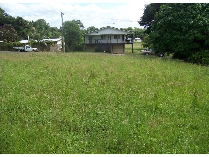 28 Curlew Street, Macleay Island QLD 4184