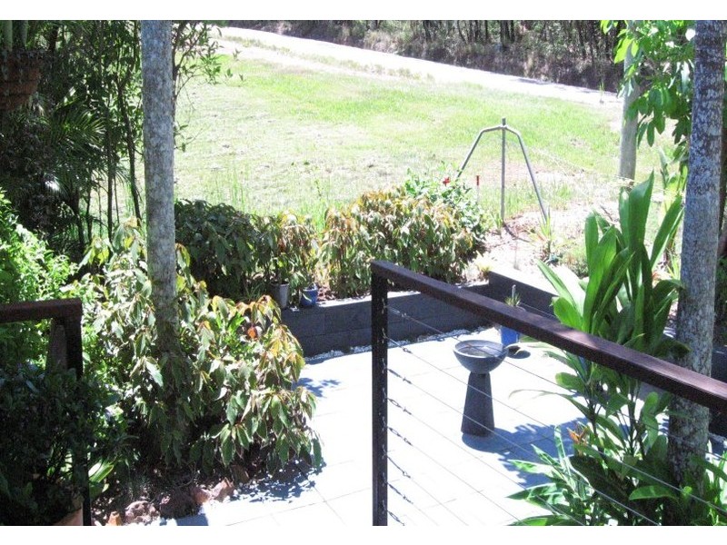 18 GLEN ST, Macleay Island QLD 4184