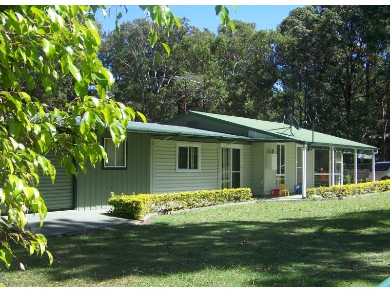 35-37 Nugent Street, Macleay Island QLD 4184