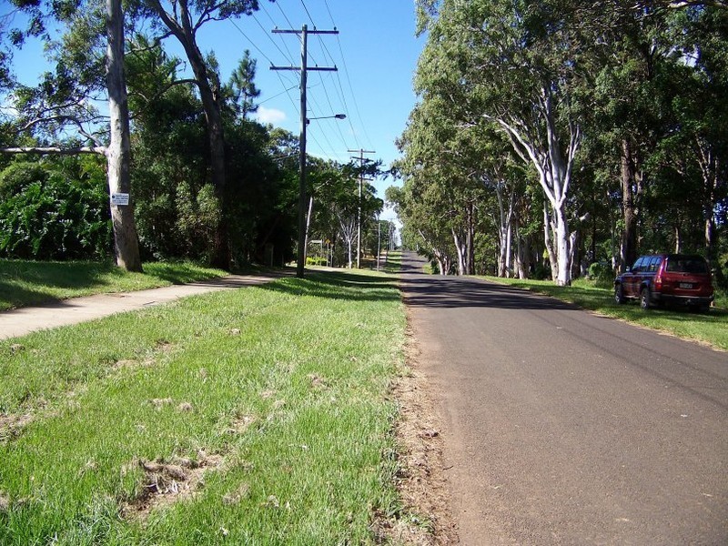 28 LUCAS dr, Lamb Island QLD 4184