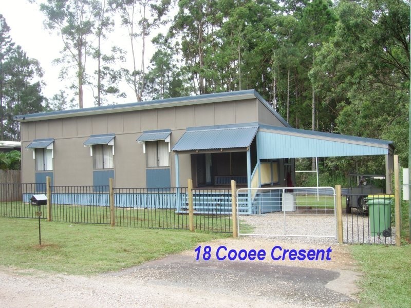 18 Cooee Crescent, Macleay Island QLD 4184