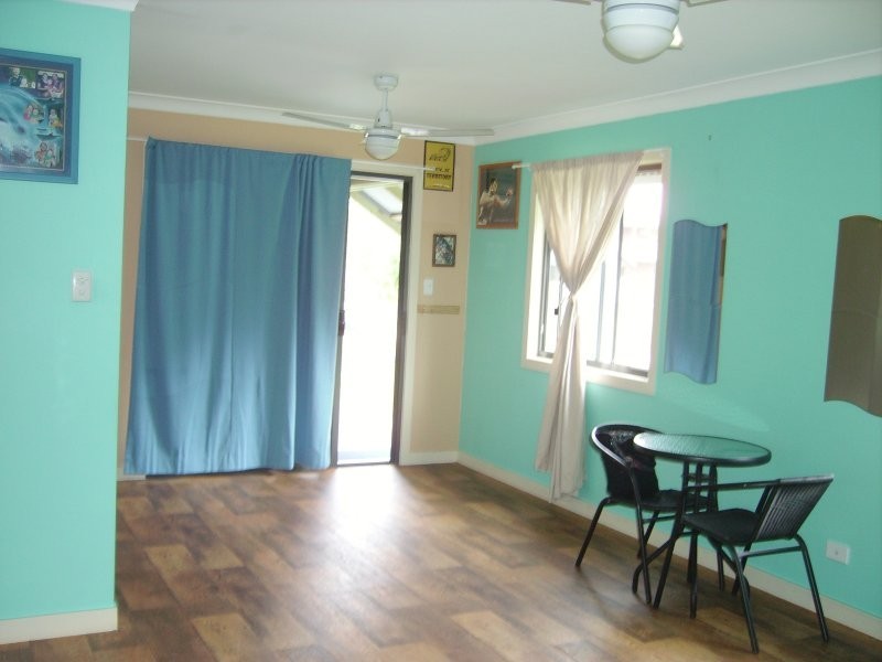 18 Cooee Crescent, Macleay Island QLD 4184