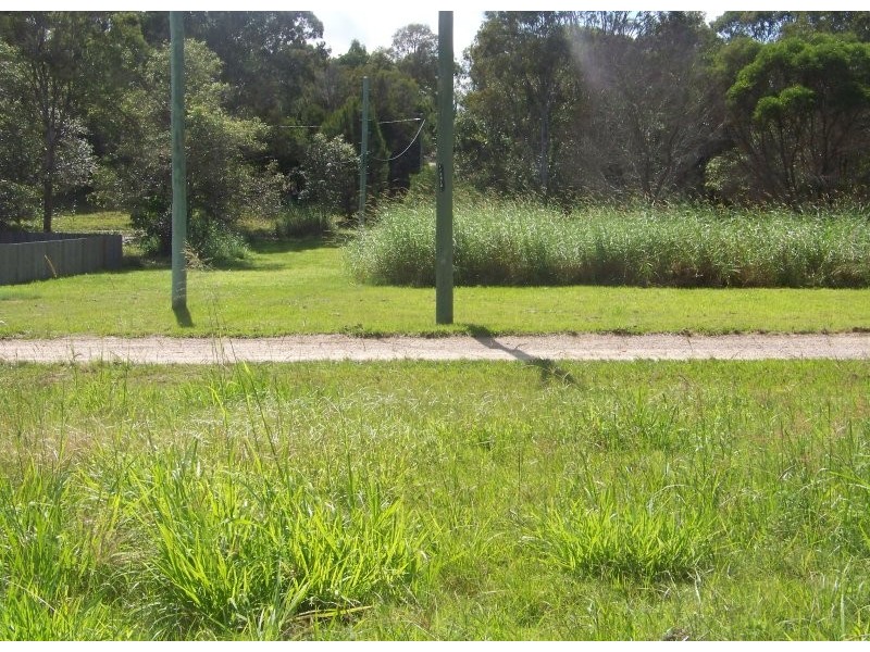 6 Granadilla Street, Macleay Island QLD 4184