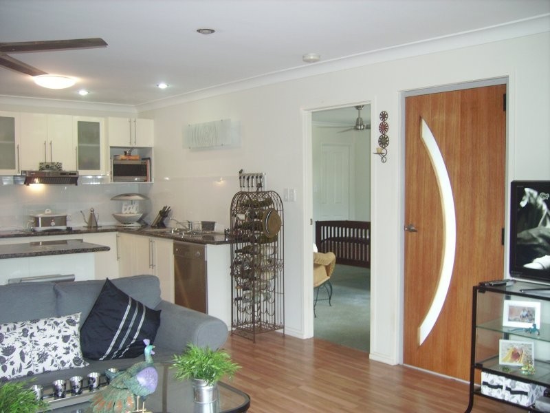 141 High Central Road, Macleay Island QLD 4184