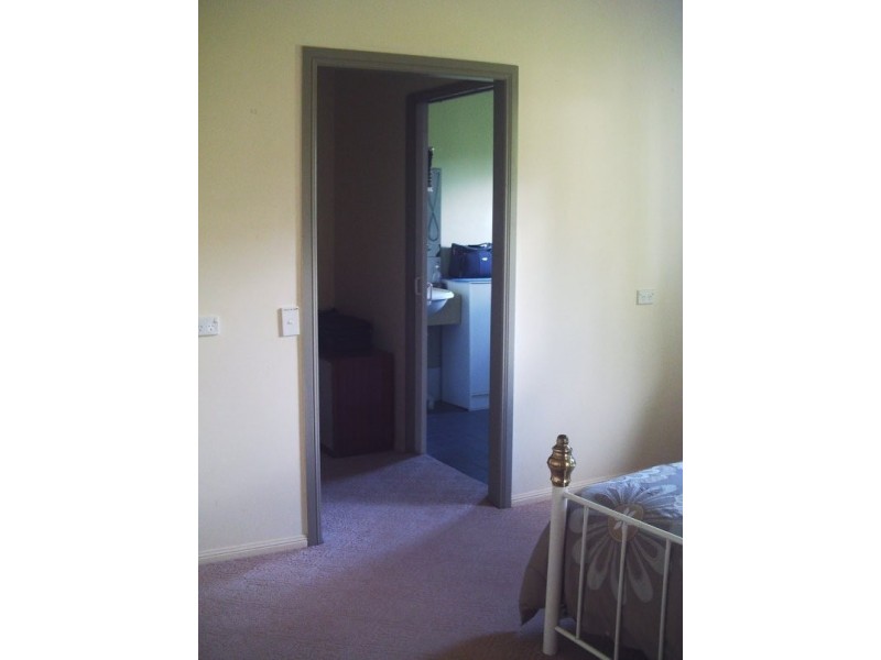 34 Noyes Parade, Karragarra Island QLD 4184
