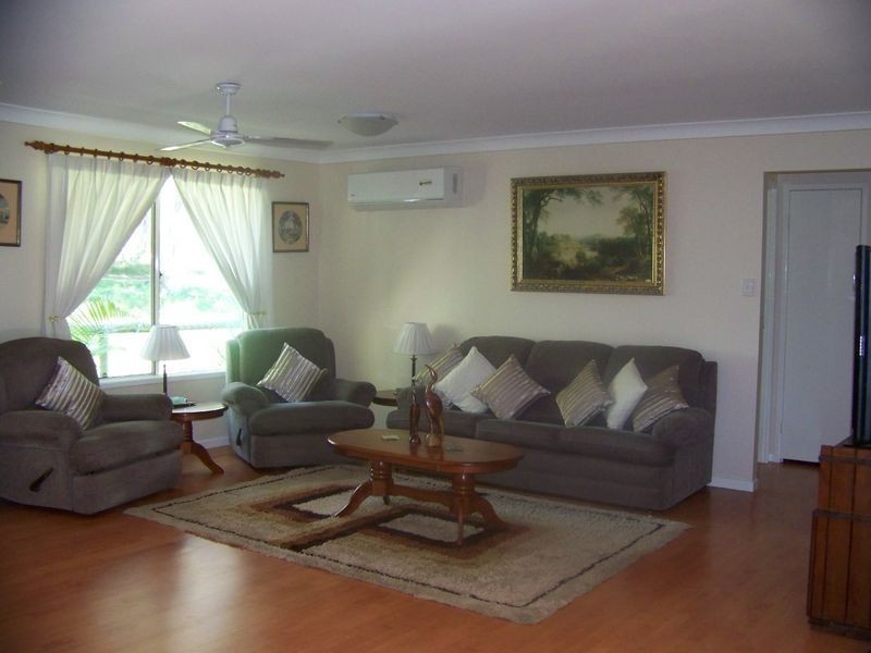 12 TUKKERI STREET, Macleay Island QLD 4184