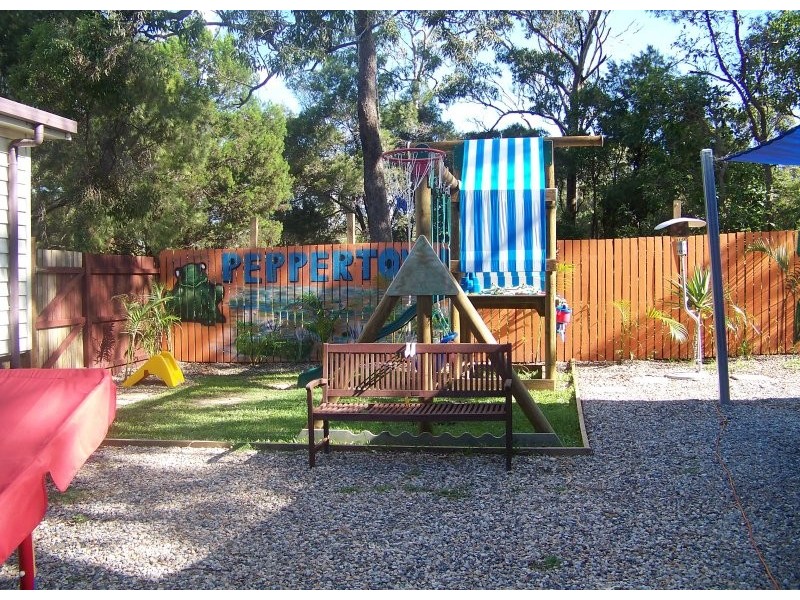 35 Ashton Street, Macleay Island QLD 4184