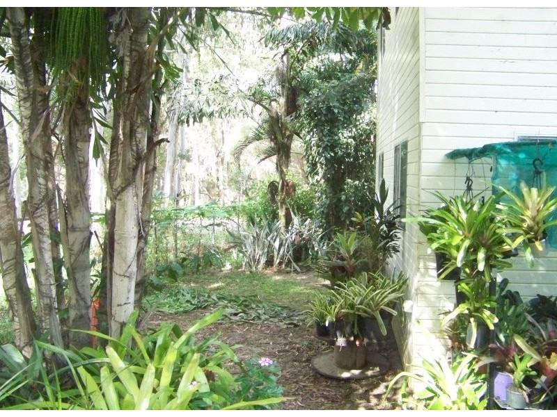 7 Noondo Street, Macleay Island QLD 4184