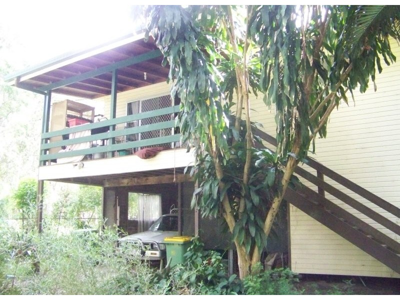 7 Noondo Street, Macleay Island QLD 4184