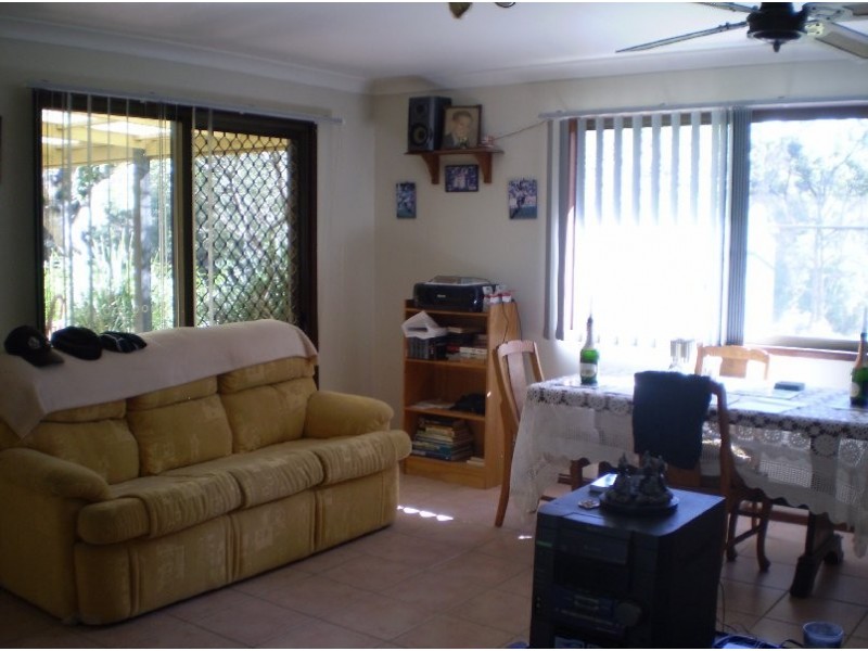 86 Kate Street, Macleay Island QLD 4184