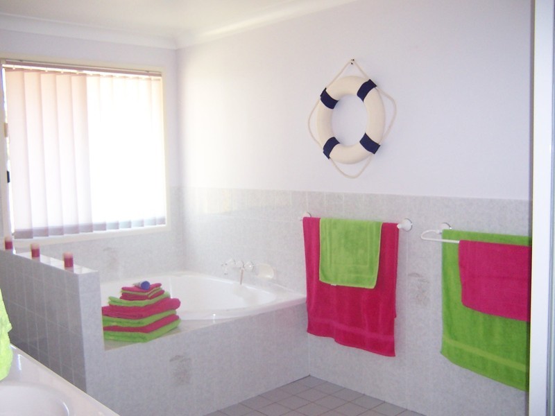 3 GOODSELL cres, Lamb Island QLD 4184