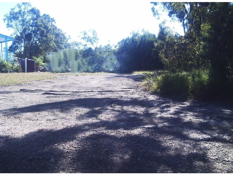 2 Percival Street, Macleay Island QLD 4184