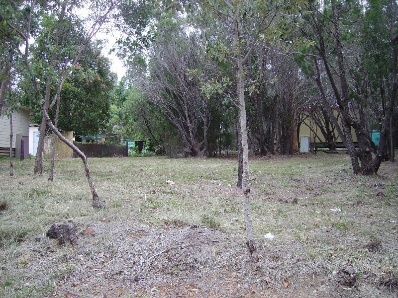 158 High Central Road, Macleay Island QLD 4184