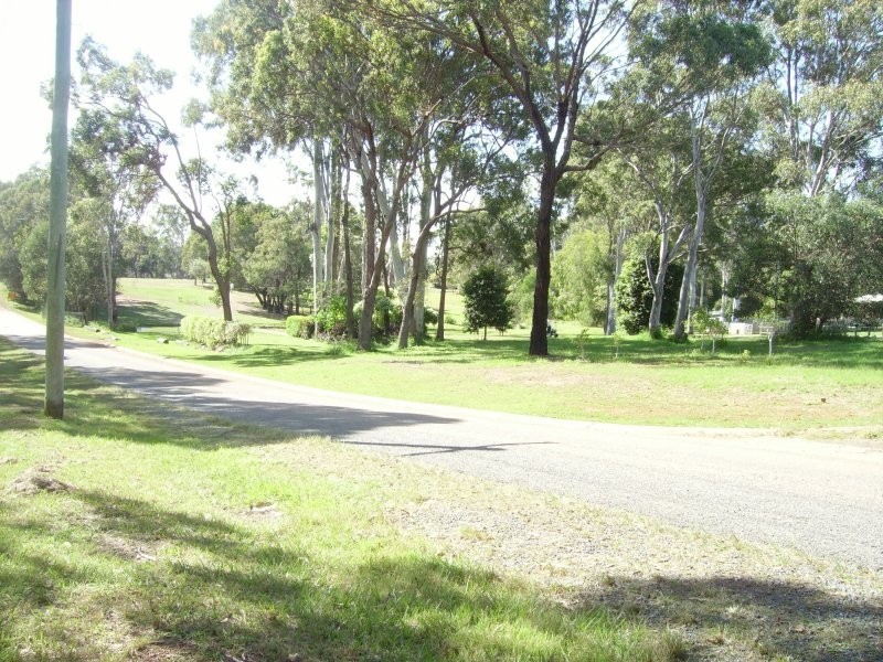 11 EASTERN ROAD, Macleay Island QLD 4184